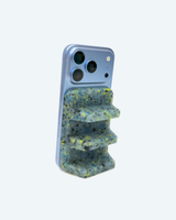 Geta MagSafe Grip & Stand in Algae