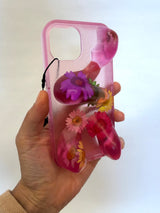 IMPERFECT : iPHONE 15 : FLOWERS