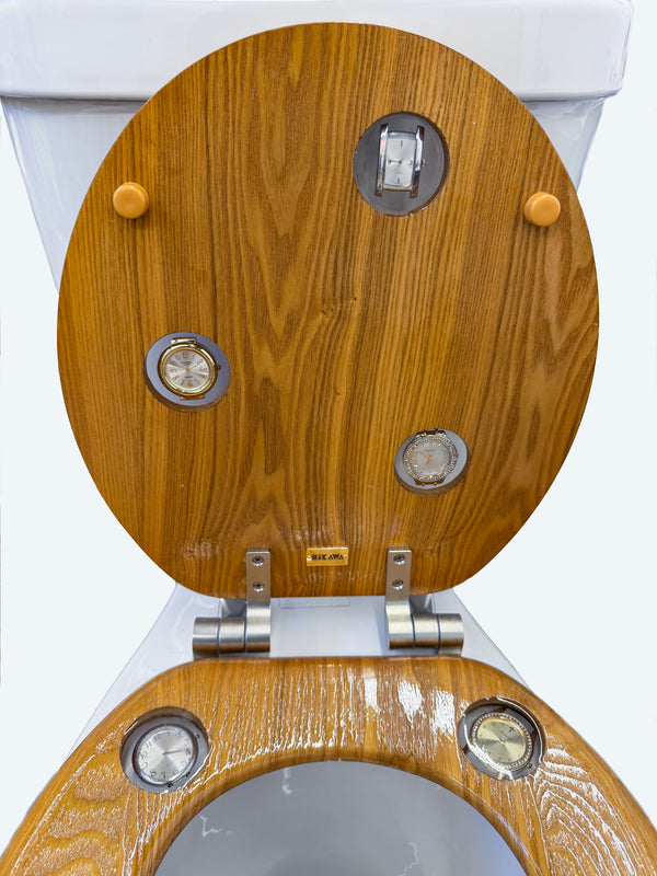 Timeless Wooden Toilet Seat in Round