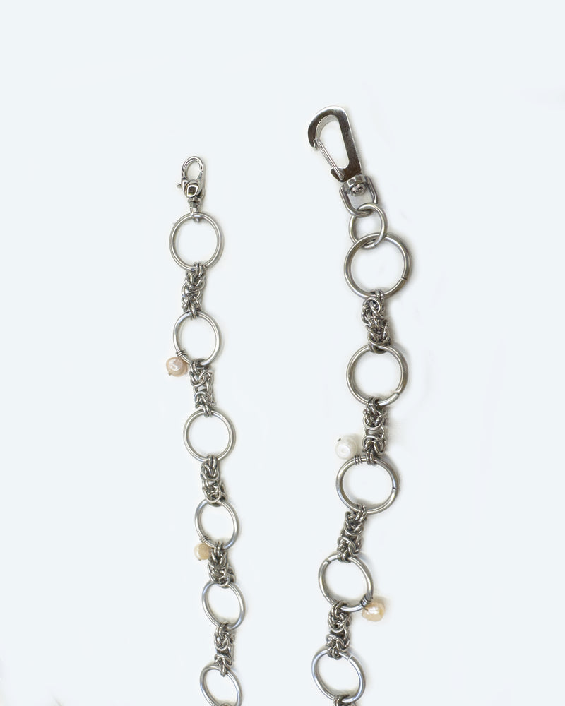The Chain Crossbody with Pearls