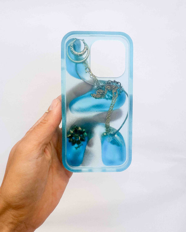 ARCHIVE: iPhone 14 Pro: BLUE JEWLZ